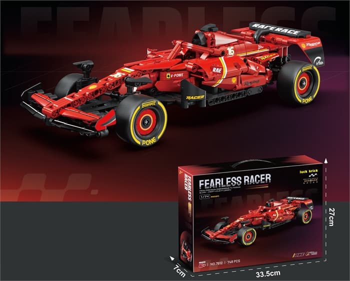 Конструктор Техник Fearless Racer 748 дет